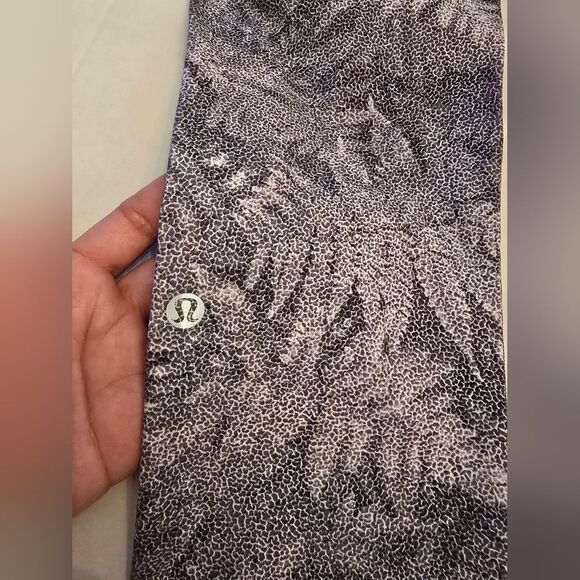 Lululemon Fast & Free Crop 19" Kindred Spirit Alpine White Multi Tight Size 8 - Picture 5 of 15